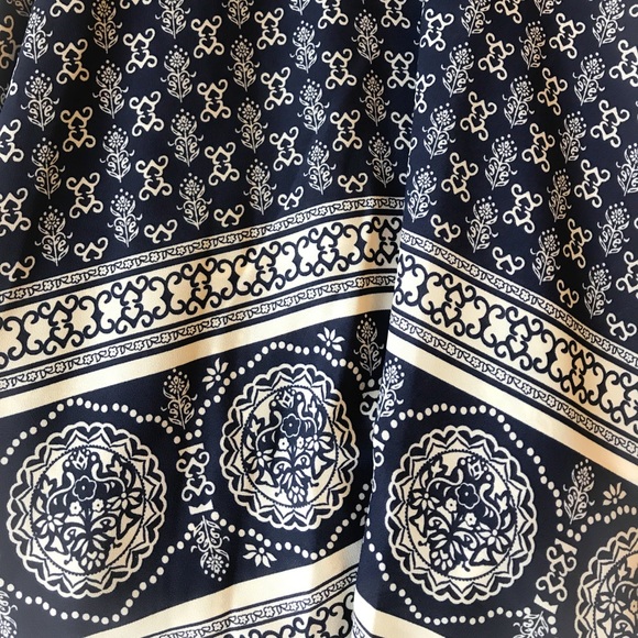 XHILARATION Navy flowy sleeveless dress - Picture 3 of 5